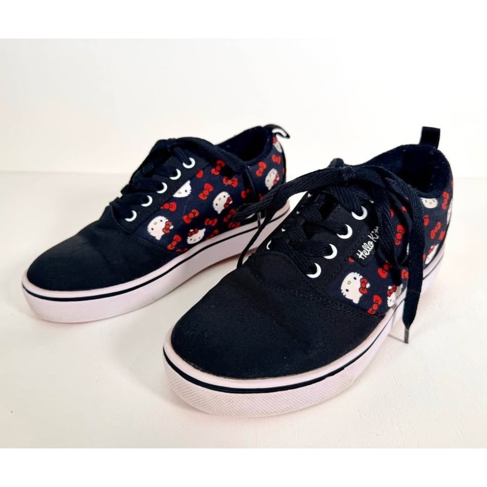 Heelys Hello Kitty Roller Shoes Girls Kids Sz 4 Black Red Lace Up Skate Sneakers